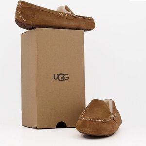 UGG Ansley - Size 6 New in Box